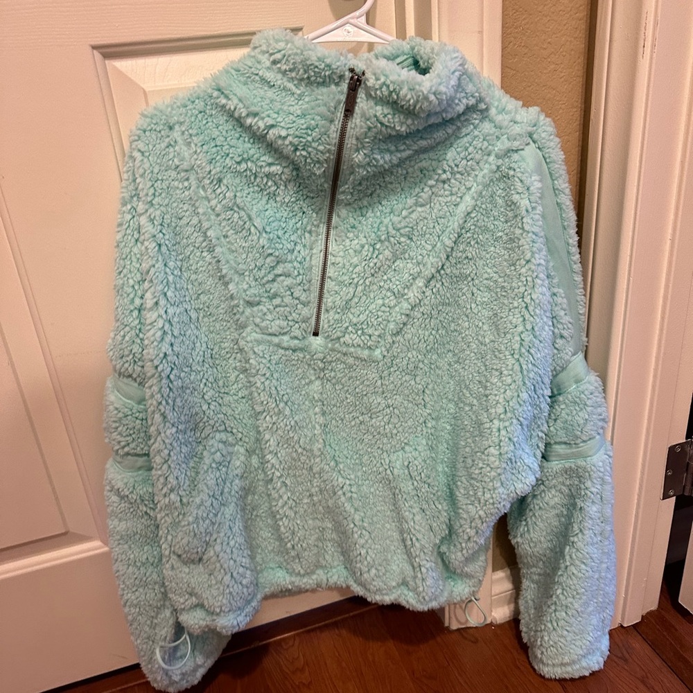 Nantucket Fleece Pullover